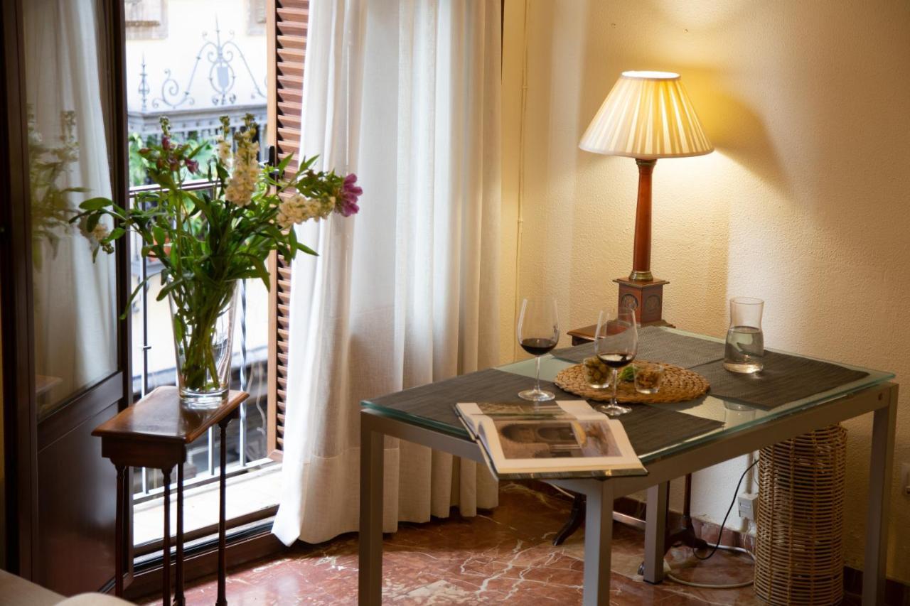 Ispal Apartment & Parking Seville Historic Center Vutse06601 Екстер'єр фото